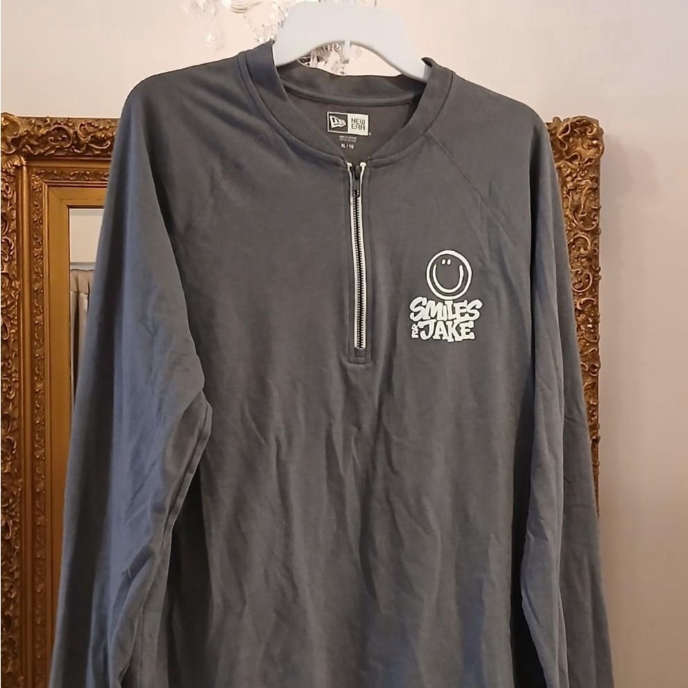 New Era Men’s sweater XL